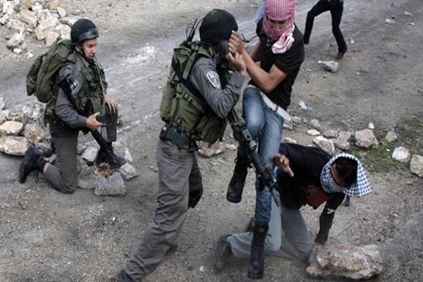 بازداشت ۱۱ فلسطینی در کرانه باختری توسط صهیونیست‌ها